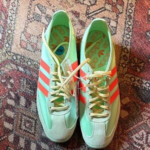 Adidas Women's Fresh Green and Bright Coral Sneakers